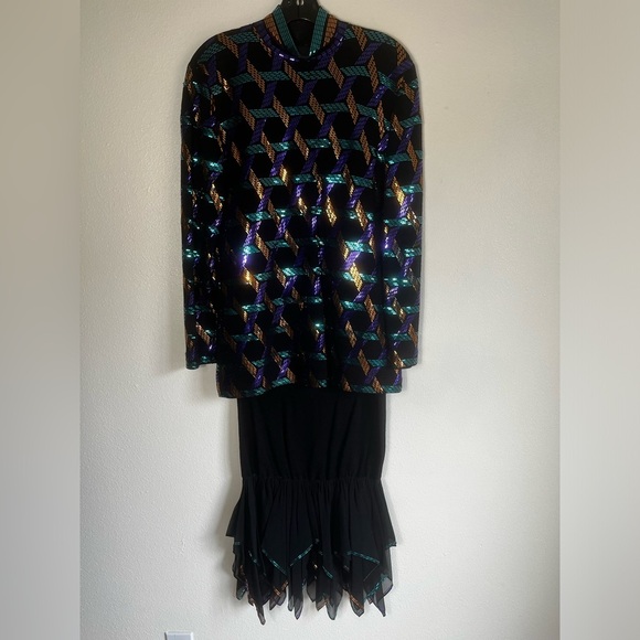 Vintage St.John 80’s Style Metallic Pattern Suit and Skirt Set Size 8 - Picture 3 of 12